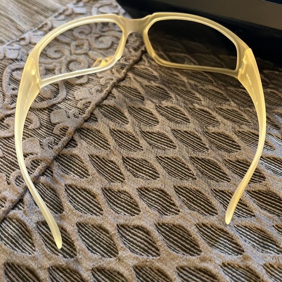 Versace Limited Edition Clear Sunglasses - Picture 4 of 5